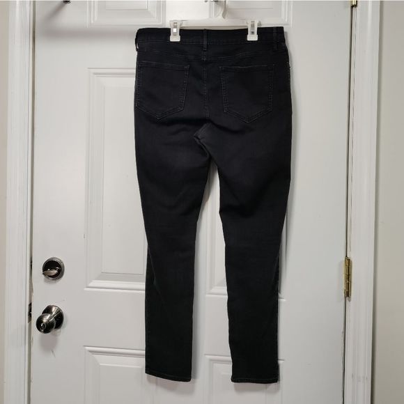 Old Navy Super Skinny Mid Rise Black Jeans 12 - Picture 4 of 5